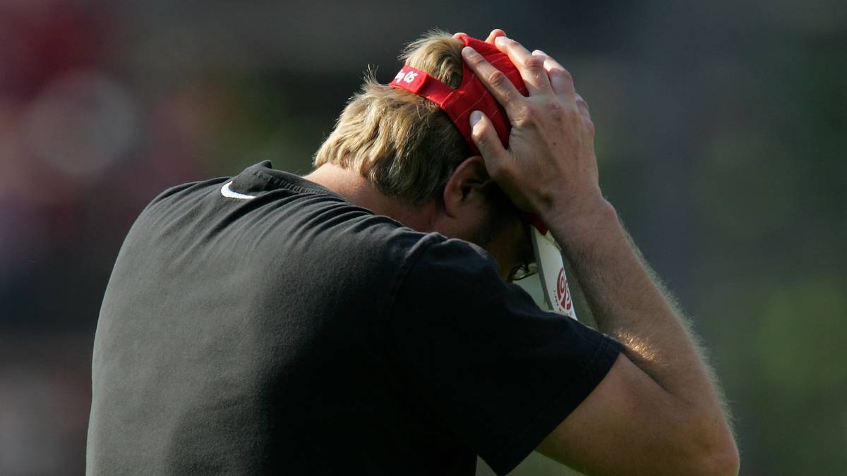 Sportlich läuft es nicht mehr so glatt. 2007 steckt Mainz tief im Abstiegskampf...