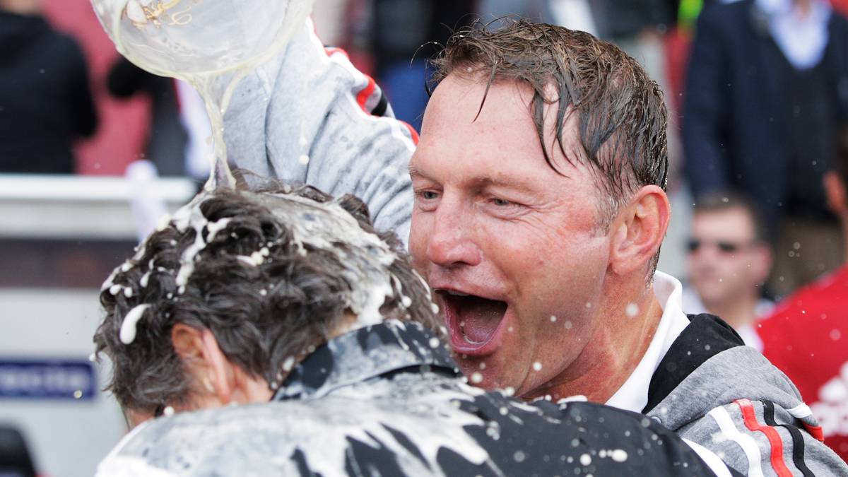 Wer einsteckt, darf auch austeilen: Hasenhüttl beherrscht die Kunst des Bierduschens