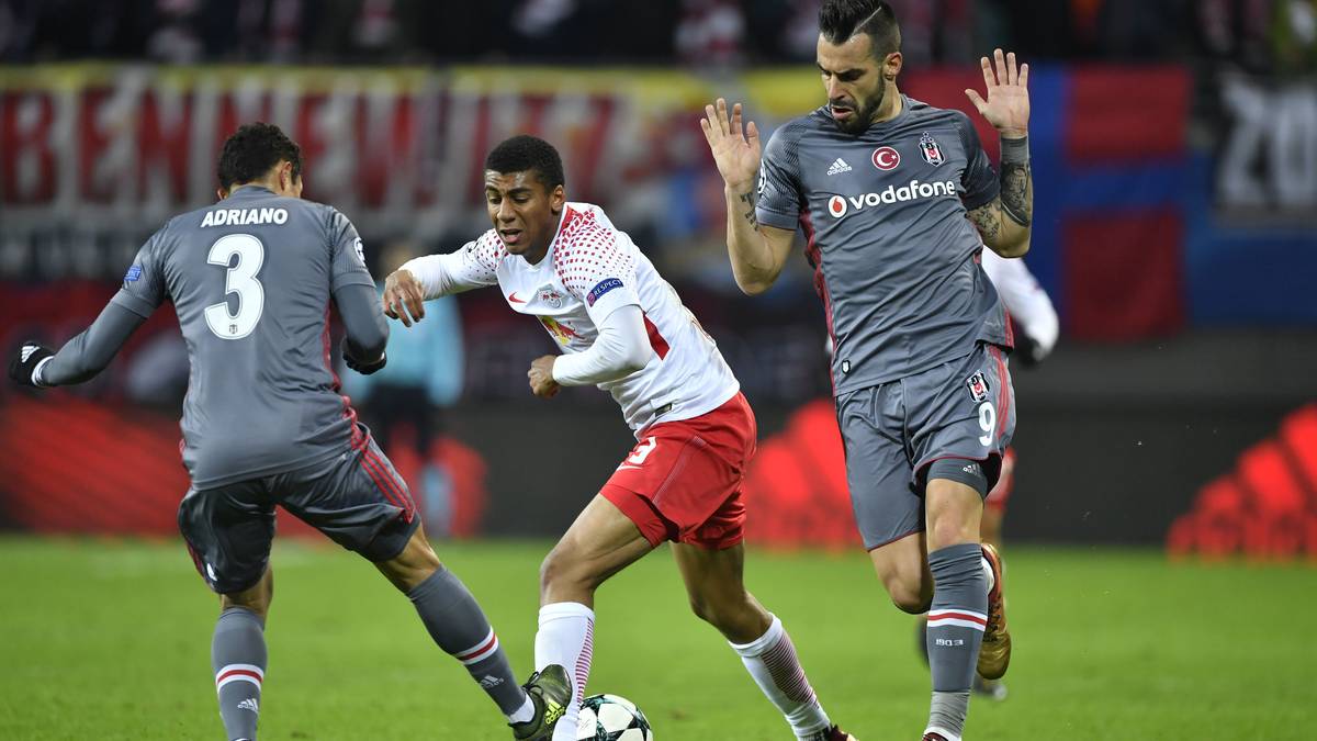 BERNARDO (ab 66.): Kam für Halstenberg in die Partie und war direkt an einer guten Chance beteiligt. Fügte sich gut ins Spiel ein und bekam Lens besser in den Griff als Halstenberg. SPORT1-Note: 3