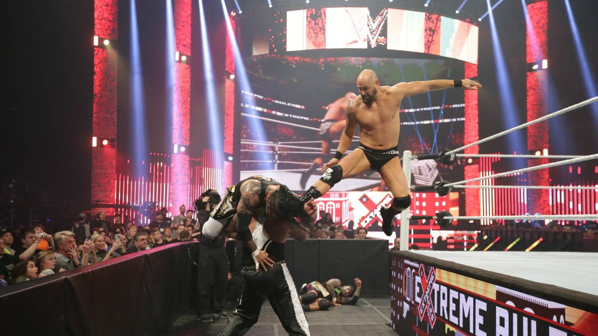 Eine gute B-Note für ihre Flugkünste bekommen beide Teams, den Sieg sichern sich Anderson und Gallows