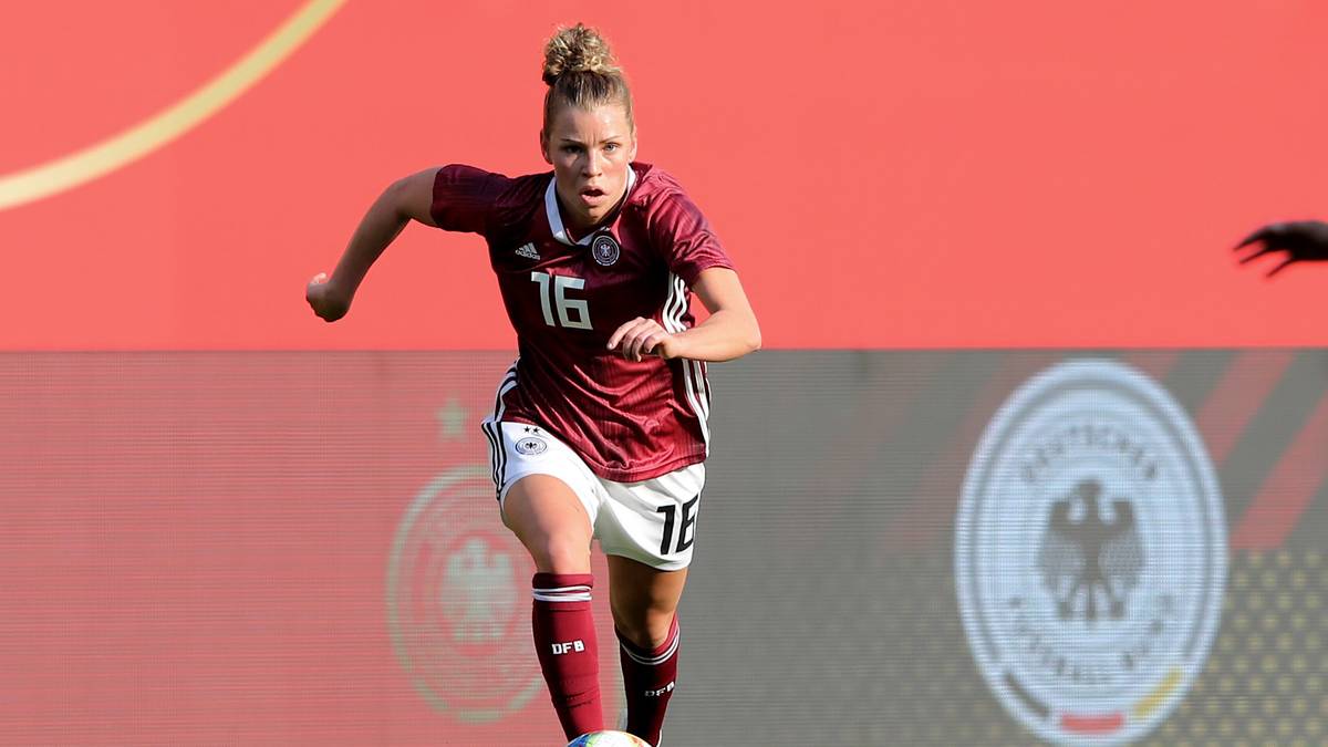 LINDA DALLMANN: Die 24-Jährige stand schon 157-mal in der Frauen-Bundesliga für ihren Verein SGS Essen auf dem Platz und kann bisher 20 Länderspiele und fünf Tore vorweisen 