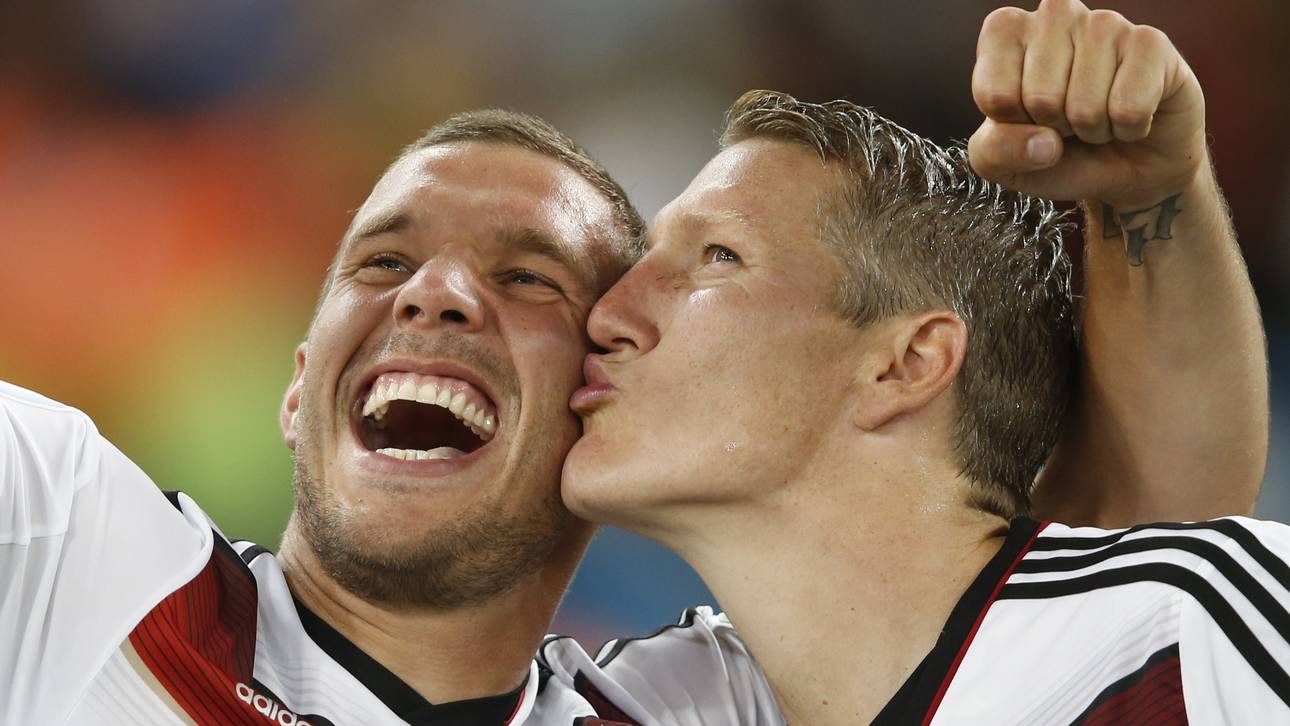 Podolski lobt „Bruder“ Schweinsteiger