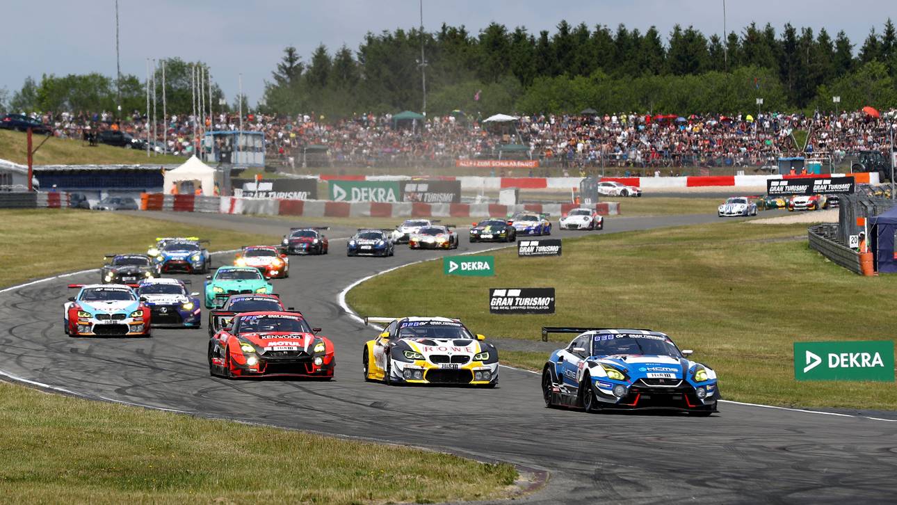Nürburgring: Manthey-Porsche vorn