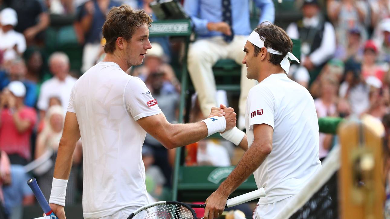 Federer zeigt Struff die Grenzen auf