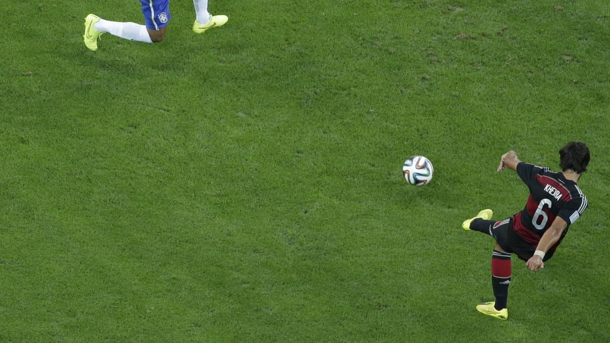 Khedira selbst bleibt schließlich der Treffer zum 5:0-Pausenstand vorbehalten