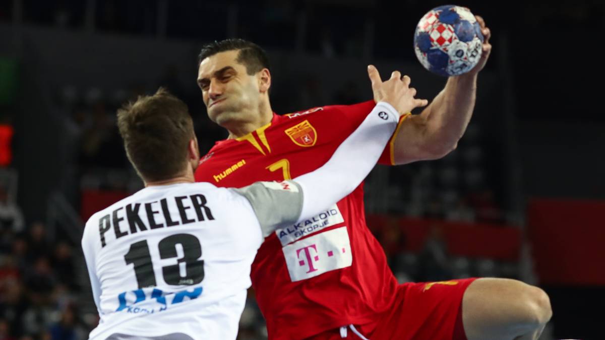 PLATZ 7 - MAZEDONIEN: Das Team startet etwas überraschend als Gruppenerster in die Hauptrunde. Der unumstrittene Superstar des Teams ist Kiril Lazarov, der sowohl bei der WM als auch der EM den Torrekord hält. Der Rückraum ist das Prunkstück des Teams - eine Pause erhält dieser jedoch nur selten