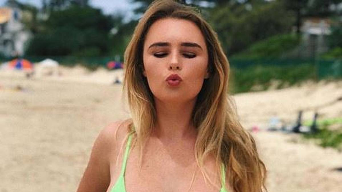 Hier macht Ruby-Lee so einen richtig hübschen Kussmund...