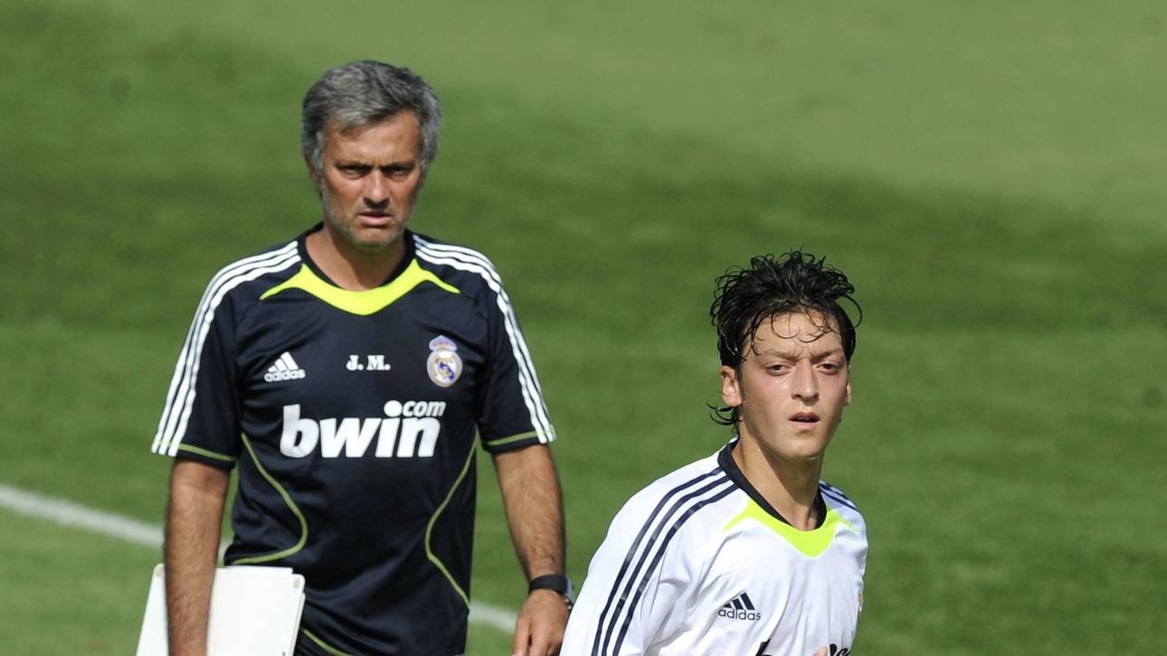 Mourinho baggert offenbar an Özil