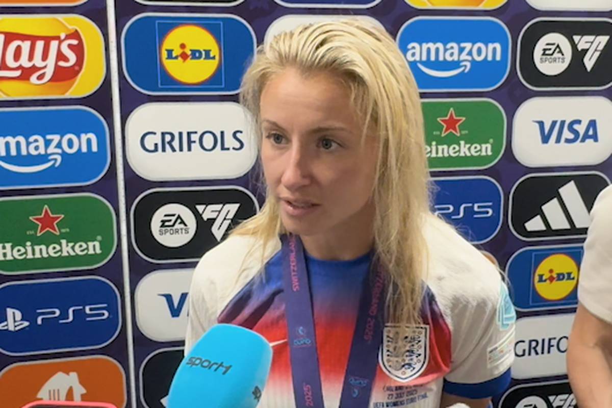 England-Kapitänin Leah Williamson ist unfassbar stolz auf ihre Mannschaft und widmet den EM-Sieg der gesamten Nation.