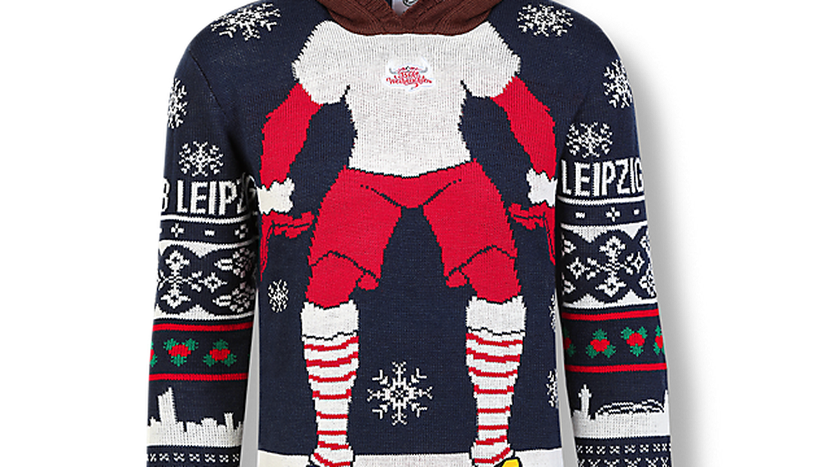 Den Ugly Sweater von RB Leipzig ziert der Körper eines Fußballers. Sportliche Weihnachten!