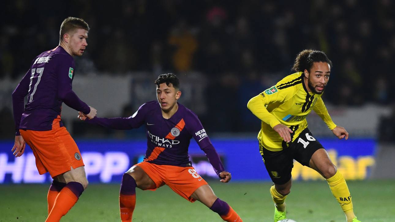 ManCity erreicht Ligapokal-Finale