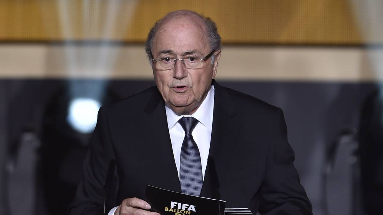 Sepp Blatter reicht Kandidatur ein