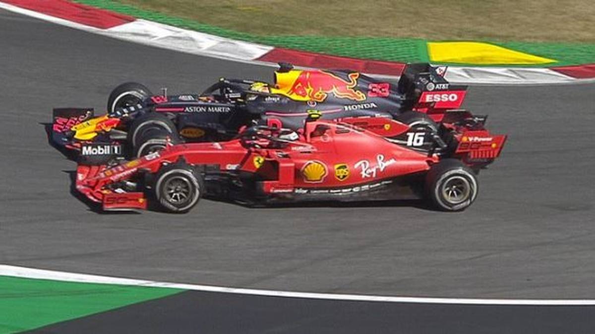 Ich meine, Verstappen hätte sich nicht über eine Strafe beschweren dürfen, denn meiner Ansicht nach schiebt er Leclerc ganz bewusst raus. Er hatte noch Zeit für weitere Attacken. Wenn das eine Blaupause für die kommenden Rennen wird – okay