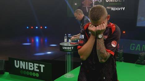 Nathan Aspinall besiegt am 16. Spieltag der Darts Premier League Glen Durrant mit 8:2 und zieht ins Halbfinale ein. Durrant war bereits vor der letzten Partie für die Runde der letzten vier sicher qualifiziert. 
