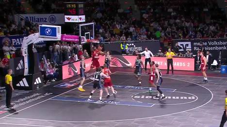 Die BBL-Highlights der Partie FC Bayern München - Veolia Towers Hamburg im Video.