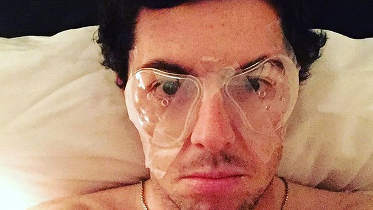 Golfstar erntet Spott nach Augen-OP