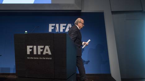 Sepp Blatter trat als FIFA-Präsident zurück