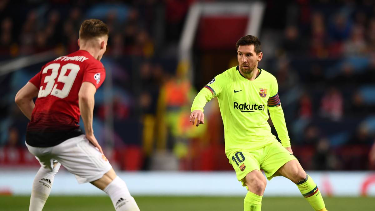 1. PLATZ: FC BARCELONA - Das Team um Lionel Messi steht im Ausrüster-Ranking an der Spitze Europas. Dem spanischen Meister bringt die Partnerschaft mit Nike jährlich rund 155 Millionen Euro ein. "Eine Zahl, die uns in Sachen Sport-Sponsorendeals weltweit auf Platz eins bringt", sagte Marketingchef Manel Arroyo einst