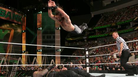 Seth Rollins covert Roman Reigns WWE Money in the Bank 2016 Dean Ambrose