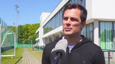 Marcel Schäfer verteidigt im exklusiven SPORT1-Interview die Pläne der Bundesliga zum Re-Start. Außerdem spricht der Sportdirektor der Wölfe über die Verantwortung der Spieler in der Krise und über das Novum der fünf Auswechslungen.
