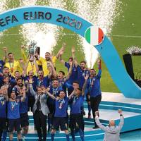 Altstars wie Roberto Baggio oder Francesco Totti sollen die Italiener auf die EURO einstimmen. Ihr Camp schlägt die Squadra Azzurra in Iserlohn auf.
