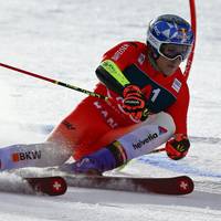 Marco Odermatt hat insbesondere im Riesenslalom den Ruf des Unantastbaren gewonnen. Der Ausnahme-Skirennläufer aus der Schweiz muss nun aber um die Fortsetzung seiner Siegesserie zittern.