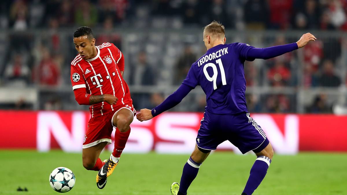 THIAGO: Erzielte das wichtige 2:0, blieb auf der Sechser-Position aber eher blass. Spielte viele gute, aber kaum mutige Pässe - SPORT1-Note: 3