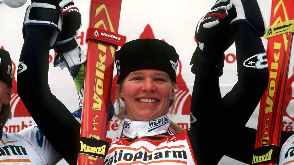 PLATZ 12 - KATJA SEIZINGER (DEUTSCHLAND): Drei Olympiasiege, Weltmeisterin, Gesamtweltcup-Siegerin, von 1992 bis 1998 immer unter den Top Drei des Gesamtweltcups - Seizinger ist eine der ganz großen Fahrerinnen der Geschichte