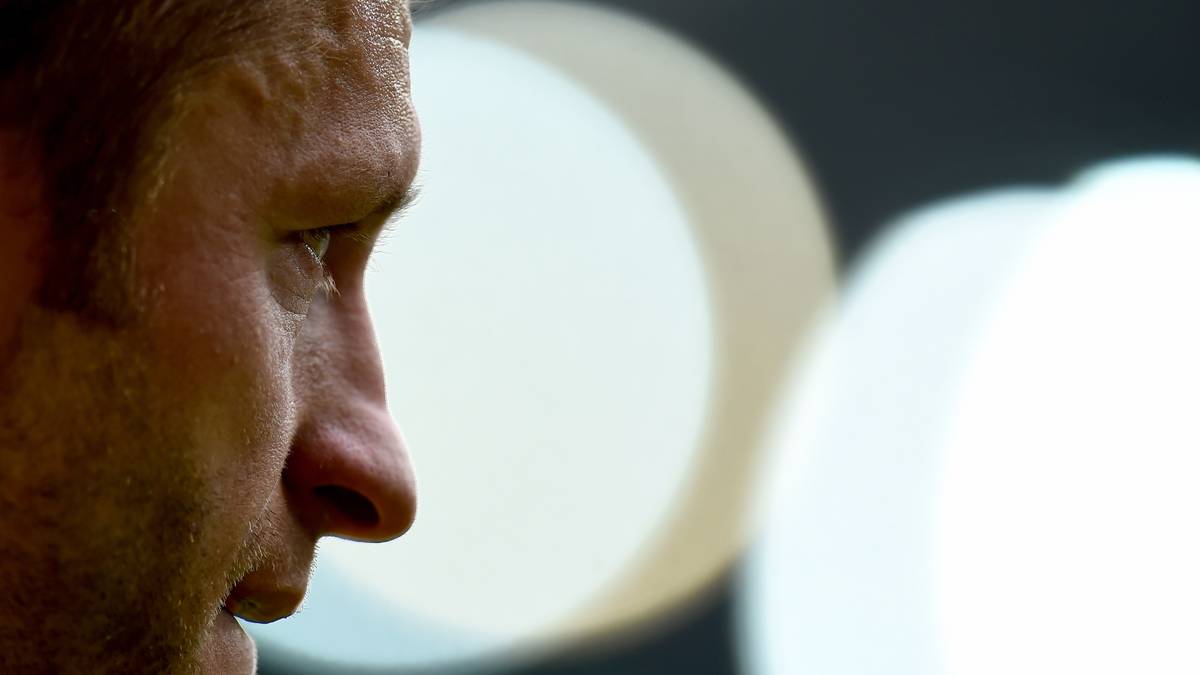 JAKUB BLASZCZYKOWSKI: Nach dem abgelaufenen Leihgeschäft mit dem AC Florenz ist "Kuba" zurück. Bleibt er auch? BVB-Boss Watzke und Manager Zorc sollen dafür, Coach Tuchel eher skeptisch sein