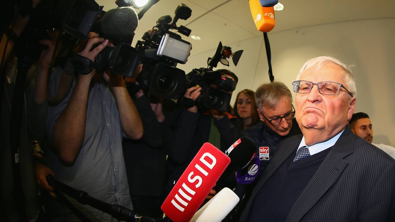 Zwanziger weist jede Schuld von sich