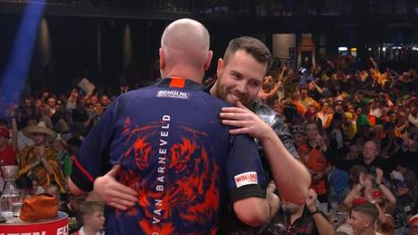 Kevin Troppmann verliert sein Match bei der German Darts Championship gegen Darts-Legende Raymond van Barneveld und scheidet in Runde 1 aus.