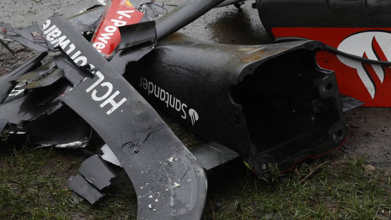 Nasse Strecke! Ferrari crasht böse
