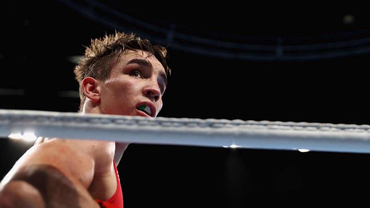 Fünfjähriger schenkt Boxer Medaille