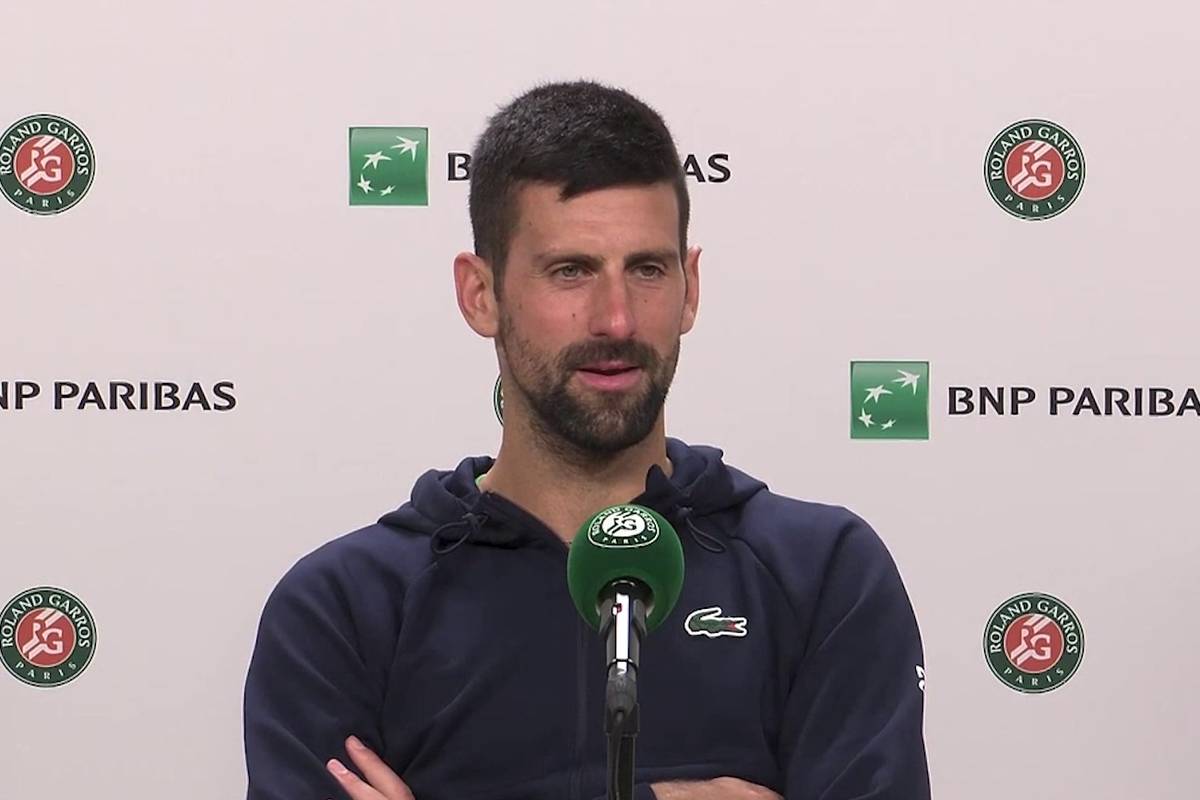 Tennis-Ass Novak Djokovic erzählt von seiner Radtour durch Paris – inklusive einer riskanten Runde um den Arc de Triomphe.