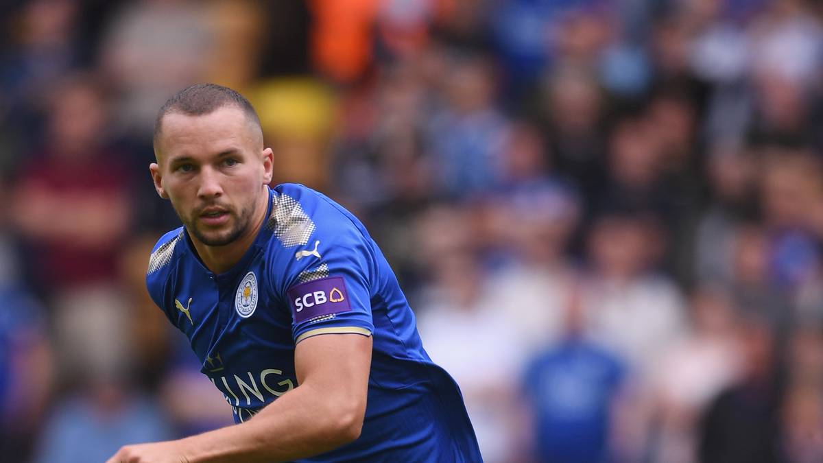 PLATZ 13: DANNY DRINKWATER. Auch der FC Chelsea verstärkte sich am letzten Tag  noch und gab 38 Millionen Euro für Danny Drinkwater aus. Damit ist der englische Nationalspieler neuer Rekordverkauf bei Leicester City. Bei den Blues könnte er mit N'Golo Kante wie einst im Meisterjahr bei den Foxes die Doppelsechs bilden