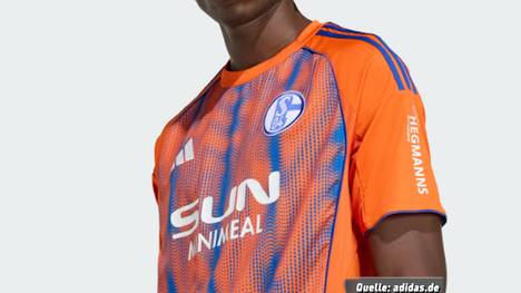 Das neue Ausweichtrikot von Schalke 04 sorgt für Aufsehen, auch bei den eigenen Fans. Kurios: Das Jersey wurde noch nicht vorgestellt, sondern vom eigenen Ausrüster geleakt.