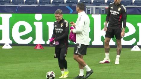 Gianluca Prestianni hat vor dem Spiel von Benfica gegen Real Madrid im Bernabéu trainiert, obwohl er von der UEFA aufgrund der Rassismus-Anschuldigungen vorübergehend gesperrt wurde.