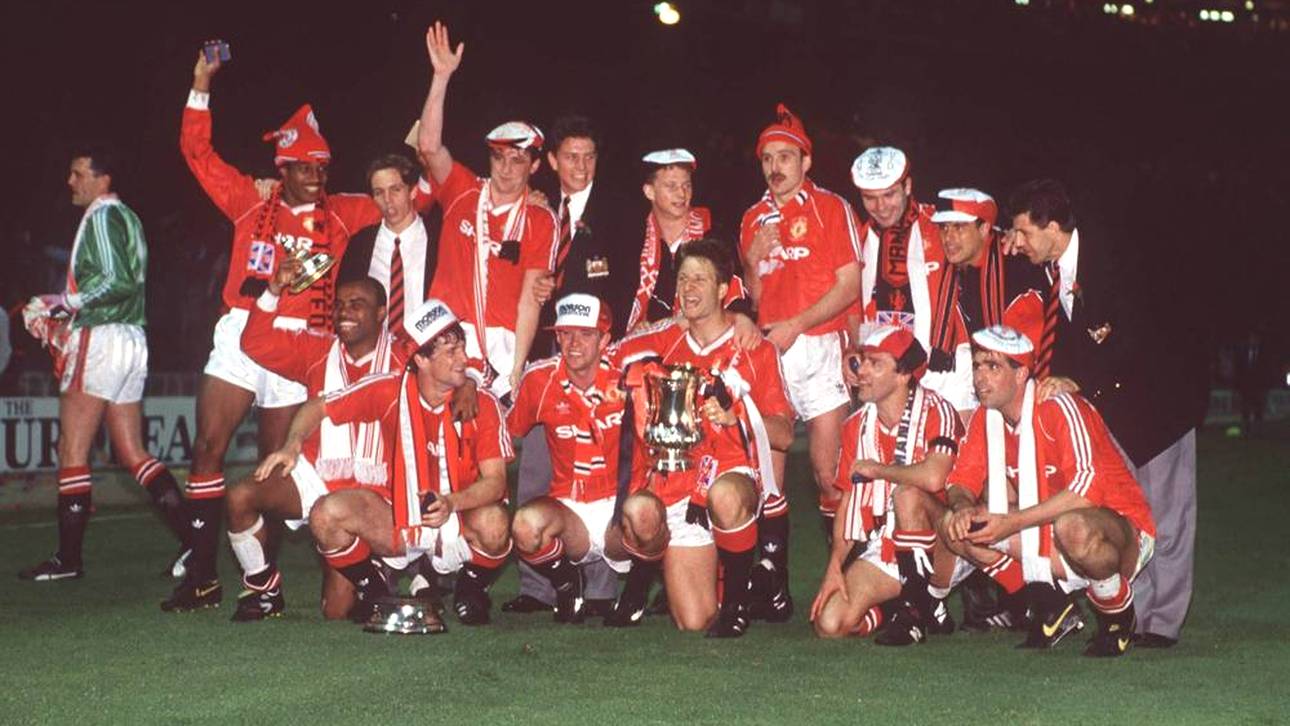 Manchester United feiert den FA-Cup-Sieg 1989