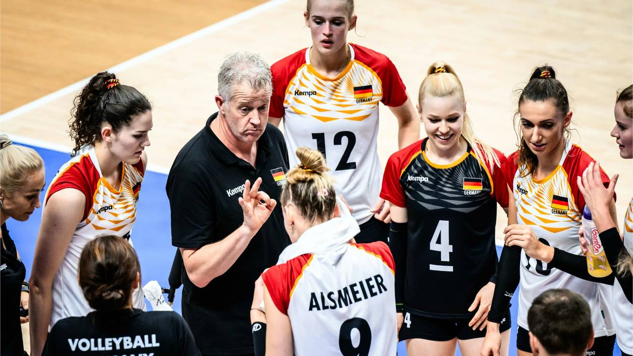 Volleyballerinnen schreiben Geschichte
