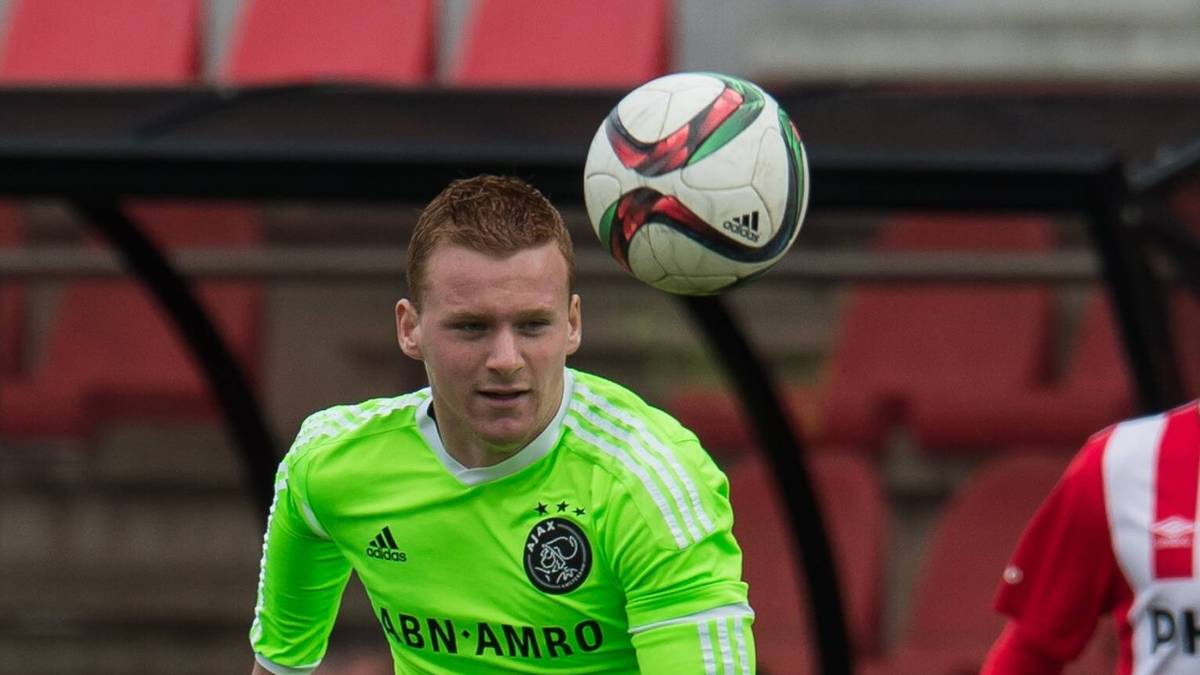 Dani de Wit (Ajax Amsterdam): Kaum zu glauben, dass der zentrale Mittelfeldspieler der Niederländer gerade einmal 18 ist. De Wit gilt als harter Arbeiter, aber auch als brillanter Passgeber. Seine Torgefährlichkeit macht ihn endgültig zu einem der Youth-League-Spieler, die man genauer unter die Lupe nehmen sollte 