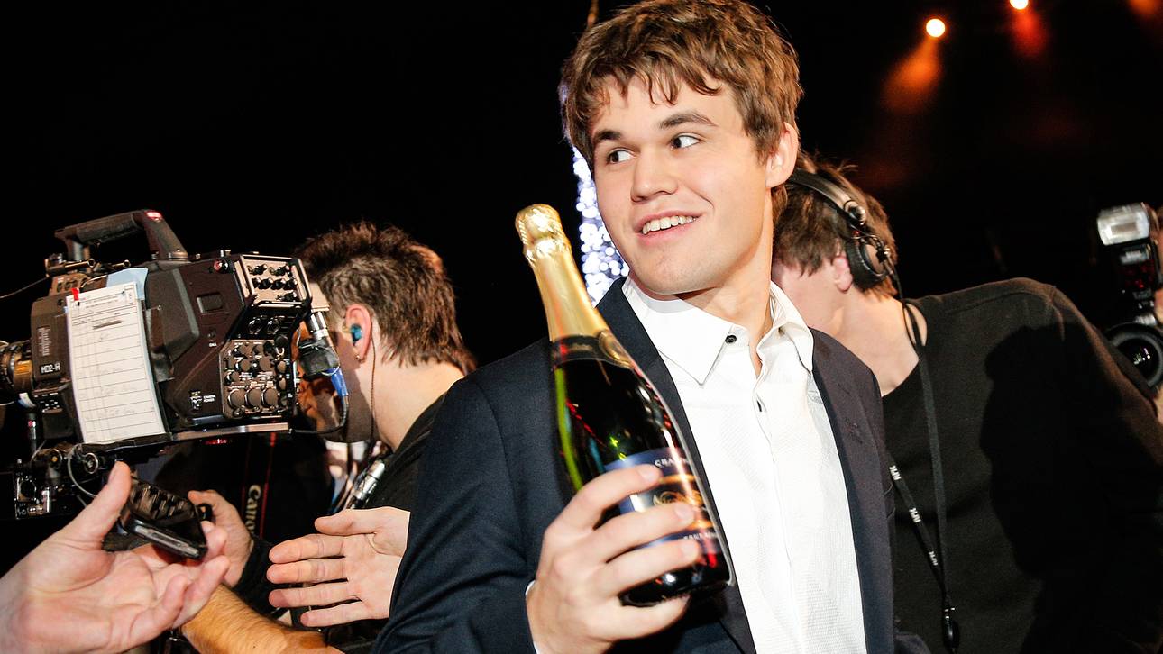 Carlsen erneut Schach-Weltmeister