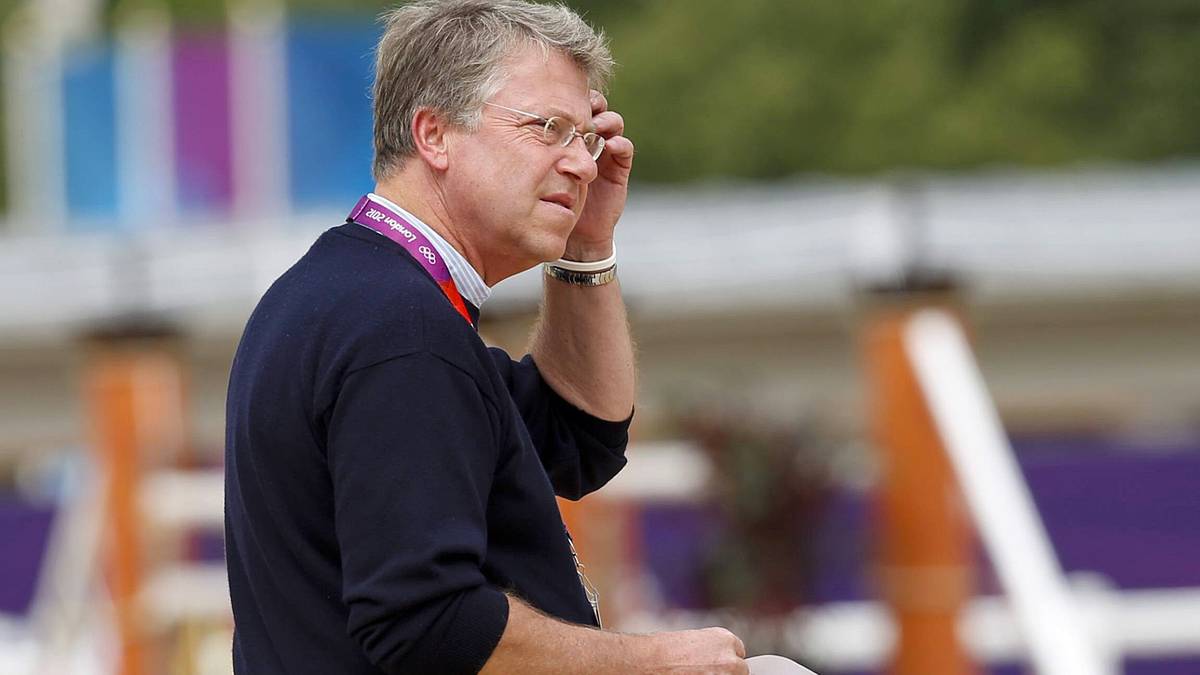 Am folgenden Tag entschuldigt sich Sostmeier: "Es liegt mir fern, Sportler beleidigen zu wollen." Zum Rapport bei Gerd Gottlob, ARD-Teamchef in Rio, muss er trotzdem. Und das nicht zum ersten Mal bei Olympischen Spielen