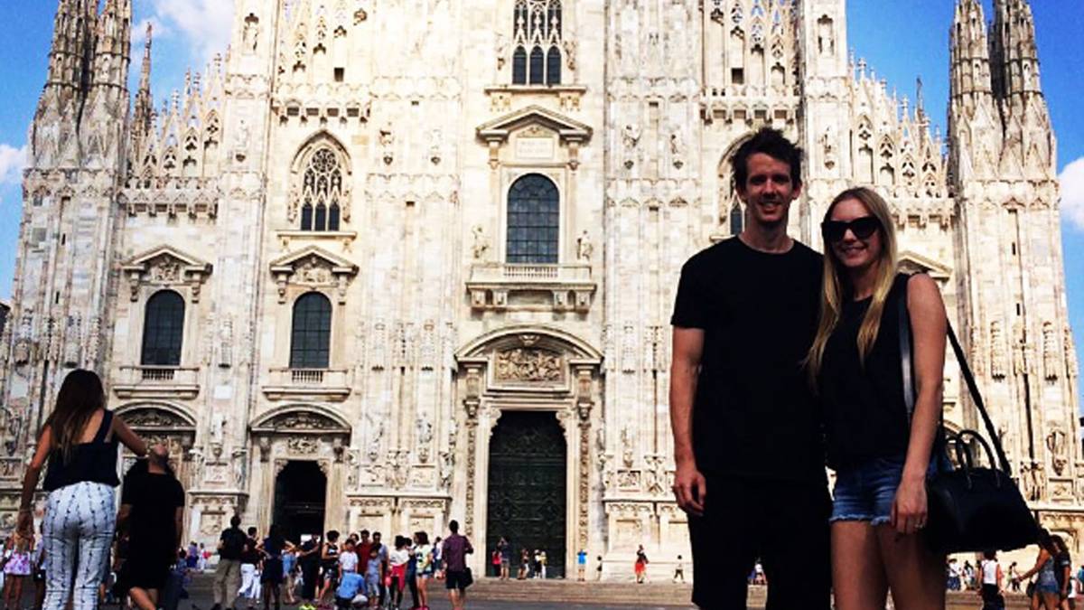 Robbie Kruse lässt es sich mit Begleitung in Mailand gut gehen. Seine Follower spekulieren schon mit einem Wechsel zum AC Milan oder zu Inter. Ein Verbleib in Leverkusen ist nicht unbedingt sicher