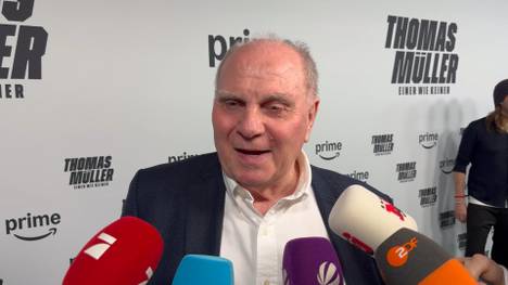 Verlängert Thomas Müller seinen auslaufenden Vertrag beim FC Bayern? Ehrenpräsident Uli Hoeneß und Aufsichtsrat Karl-Heinz Rummenigge bleiben zurückhaltend, während Joachim Löw einen klaren Wunsch hat.