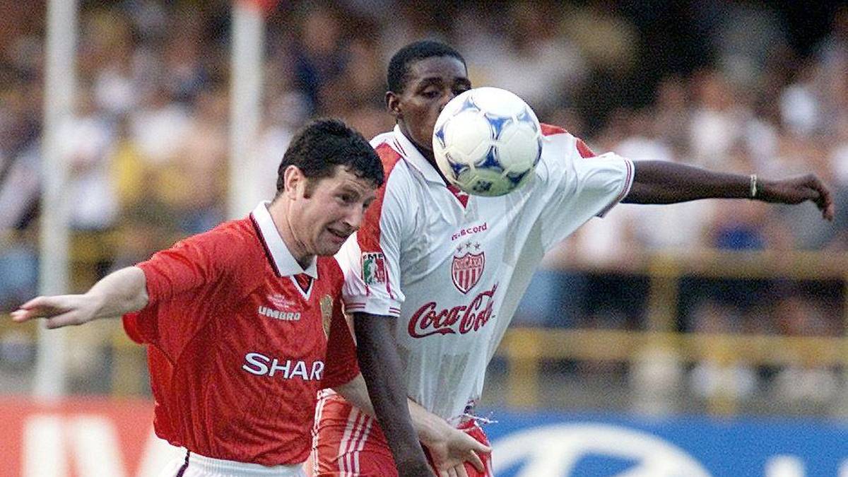 DENIS IRWIN: Der irische Linksverteidiger zählte in der goldenen Ära unter Sir Alex Ferguson zur Stammelf, absolvierte zwischen 1990 und 2002 450 Spiele. Im CL-Finale 1999 fehlte er allerdings wegen einer Rotsperre