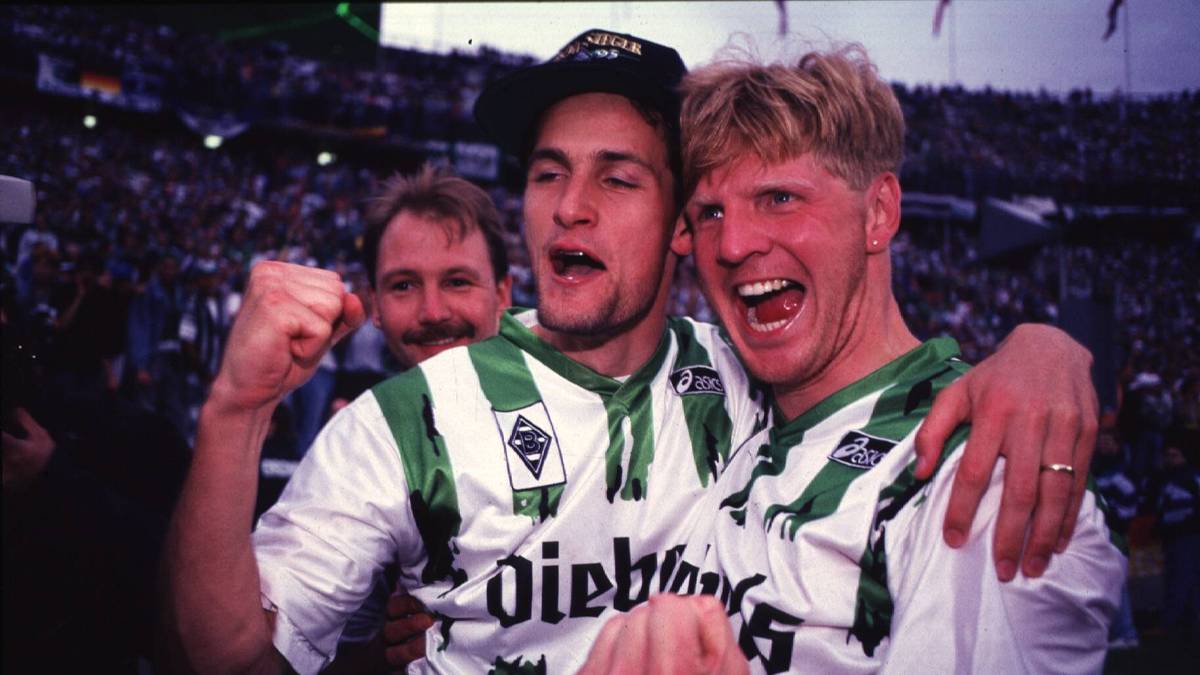 HEIKO HERRLICH: Der Torschützenkönig der Bundesliga klagte 1995 auf Auflösung seiner Vertrags, weil er unbedingt nach Dortmund wollte. Angeblich habe Gladbachs Manager Rolf Rüssmann ihm eine mündliche Zusage erteilt. Herrlich boykottierte das Training, hielt sich bei Fortuna Köln fit. Der DFB vermittelte und am Ende wechselt Herrlich für elf Millionen D-Mark zum BVB