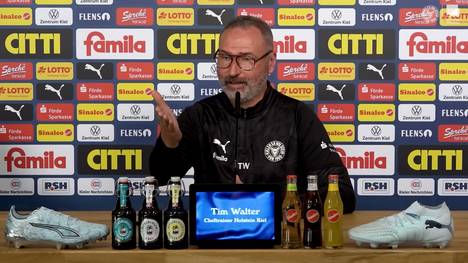 Vor dem Abstiegskracher gegen Fortuna Düsseldorf liefert Kiel-Trainer Tim Walter eine denkwürdige Pressekonferenz. Statt ruhigen Tönen gibt es eine Ladung pampiger Antworten in Richtung der Reporter.