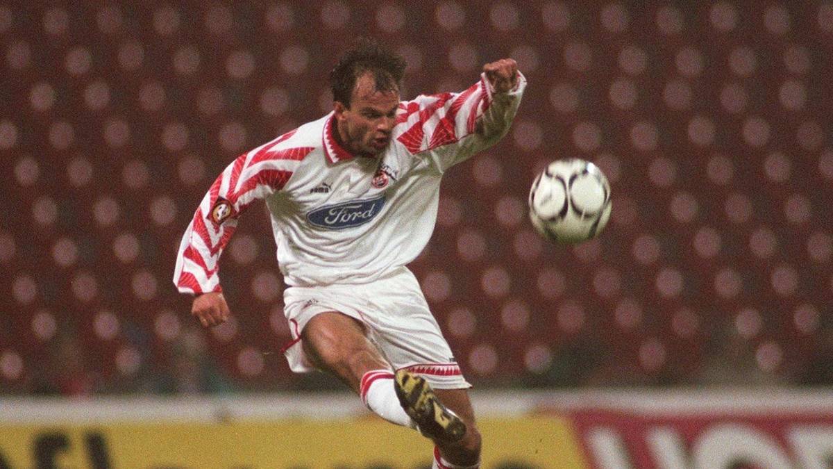 Sechs Jahre lang trägt er das Trikot der Domstädter, wirklich überzeugen kann er in dieser Zeit aber nur selten. Zu seinen 27 Länderspielen für die DDR kommt kein einziges für die gesamtdeutsche Auswahl mehr hinzu