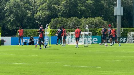 Der FC Bayern ist für die Klub-Weltmeisterschaft in Orlando gelandet. SPORT1-Chefreporter Stefan Kumberger schildert vor Ort erste Eindrücke.