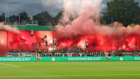 Stuttgart-Anhänger zündeten in Münster Pyrotechnik